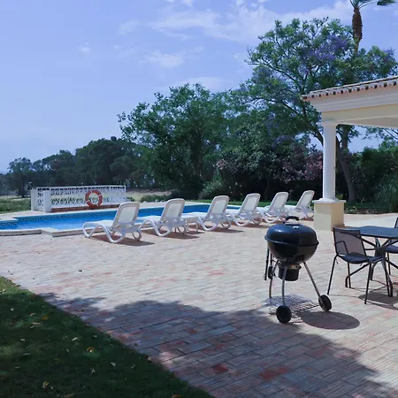 Beira Mar, Alto Golf Villa